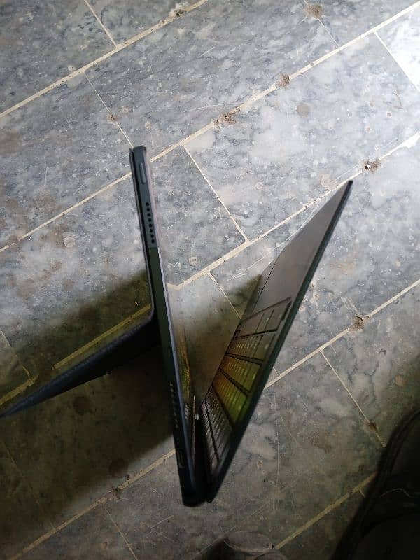 Lenovo Chromebook Duet 5 13” 1