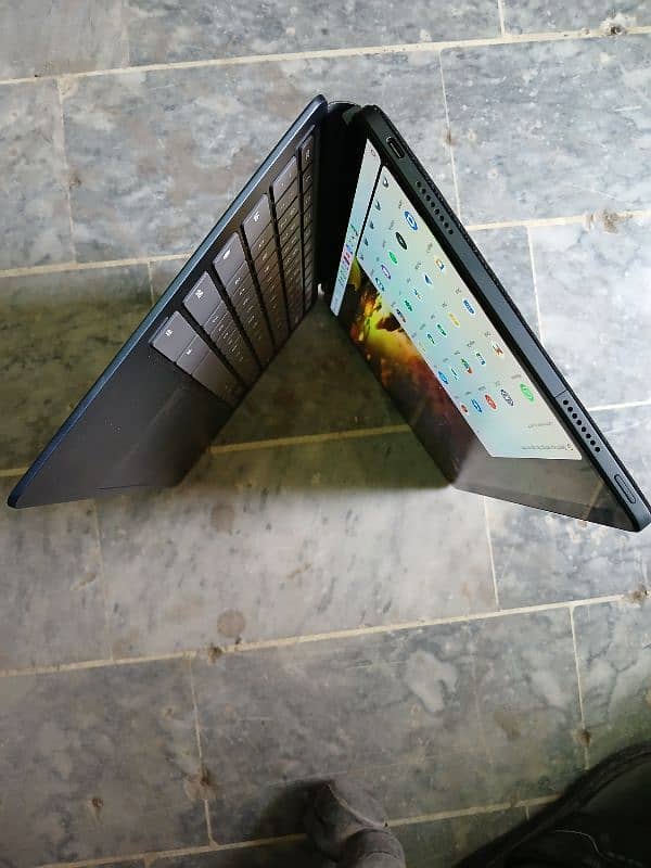 Lenovo Chromebook Duet 5 13” 2