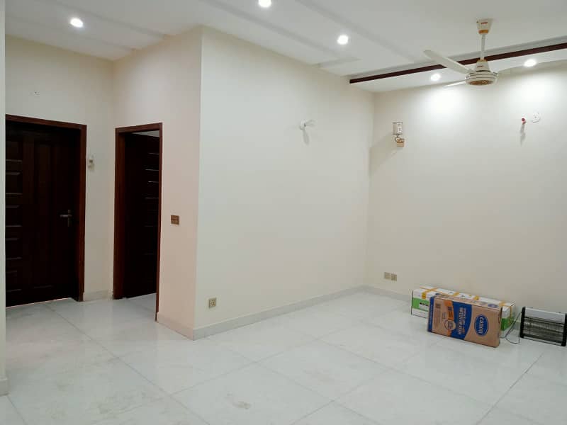 10 MARLA UPPER PORTION FOR RENT IN SECTOR C BAHRIA TOWN LAHORE 7