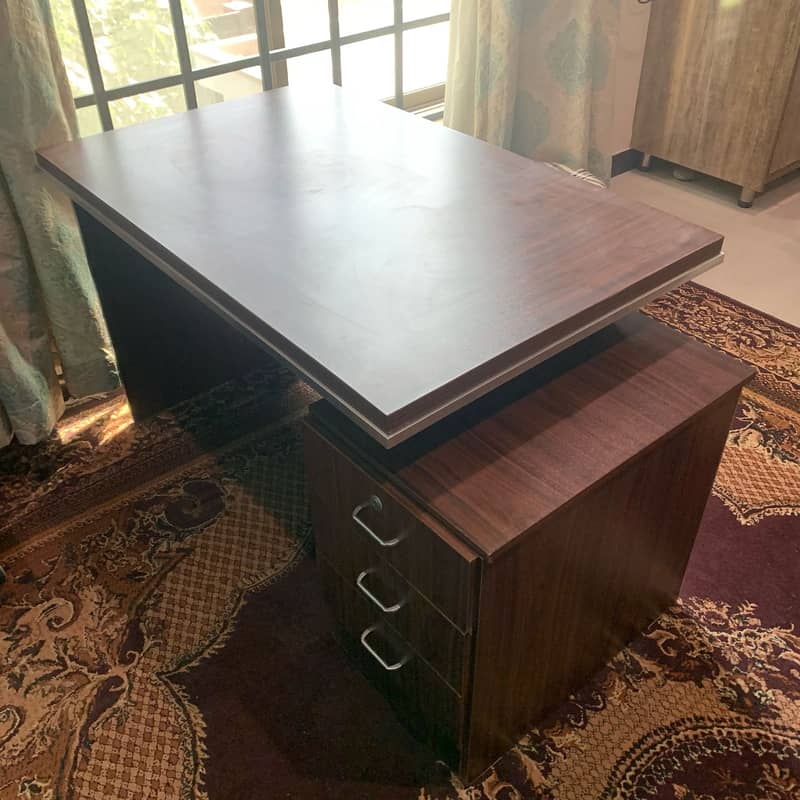 Modern Office / Study Table 1
