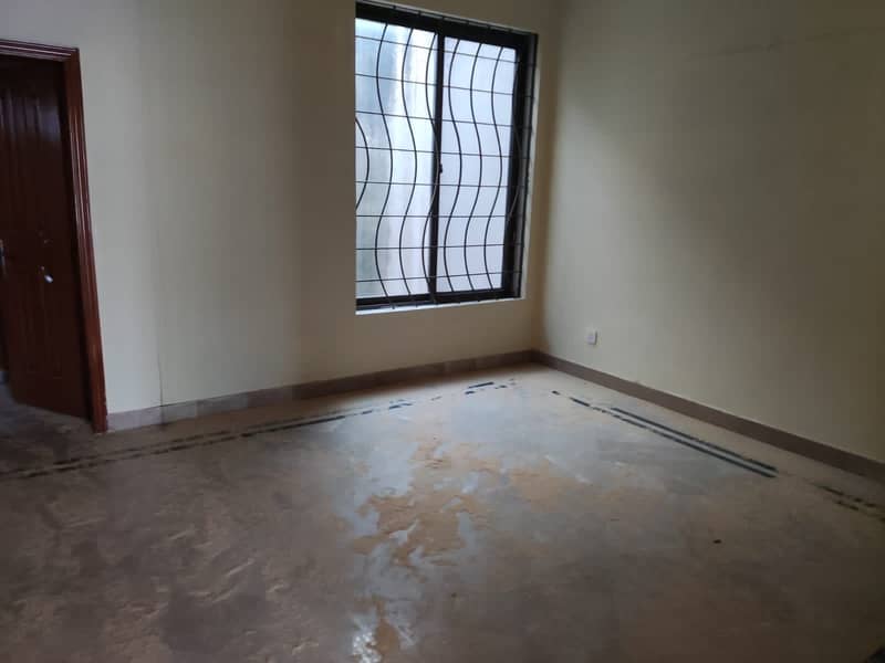 House Of 1 Kanal Is Available For rent 13