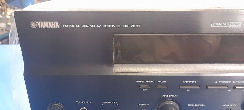 YAMAHA Amplifier RX-V557 NEW CONDITION 2