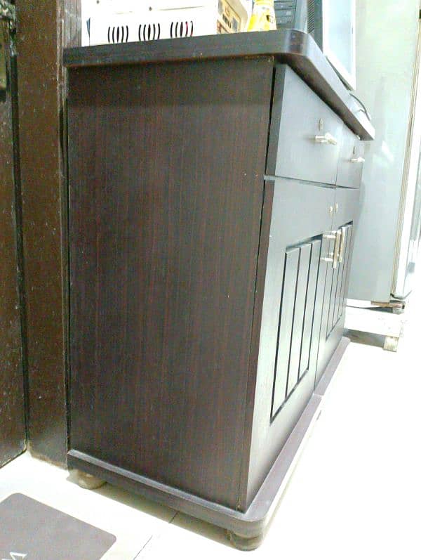 Divider with 2 cabinets for sale a full size divider 2