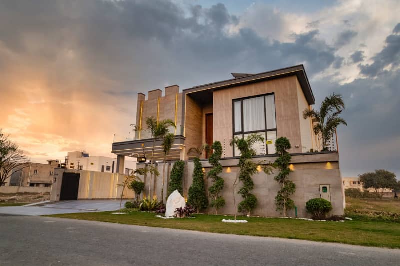 Fully Furnished 1 Kanal Brand New Lavish Bungalow For Sale On Top Location of Phase 6 DHA Lahore 0