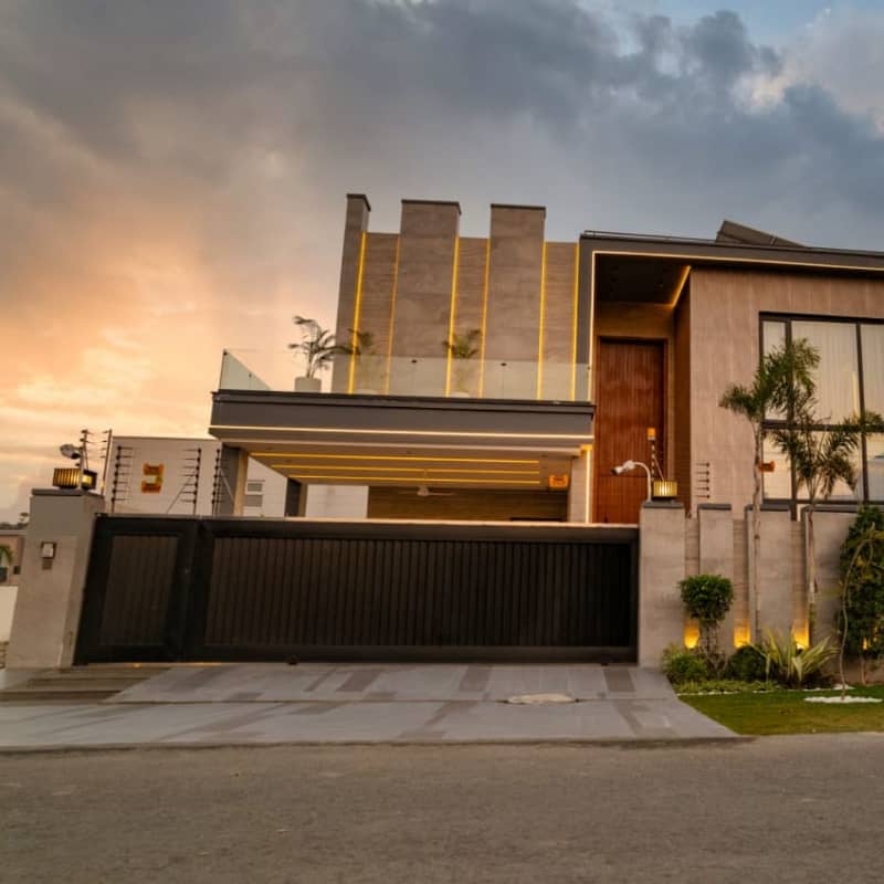Fully Furnished 1 Kanal Brand New Lavish Bungalow For Sale On Top Location of Phase 6 DHA Lahore 27