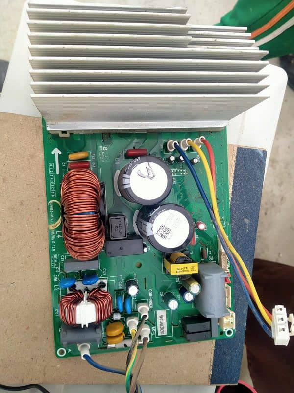 ALL DC Inverter AC PCB Kit Repairing Specialist 15