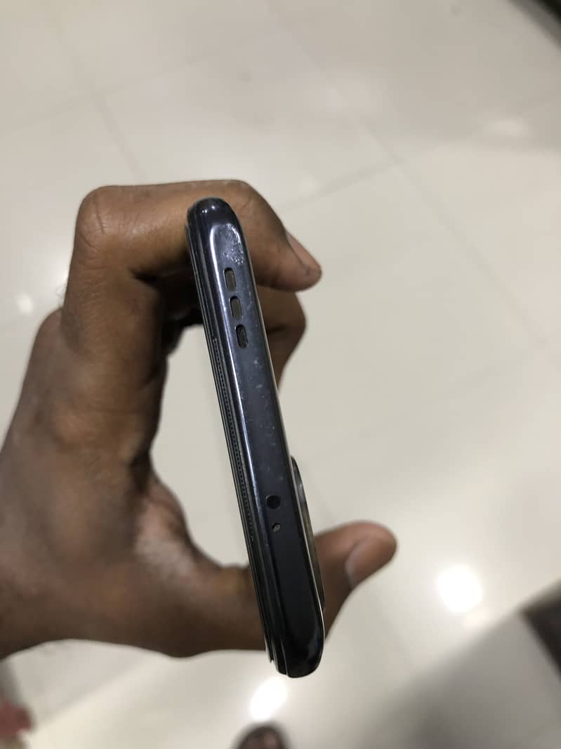 Redmi Note 10 with Box 3
