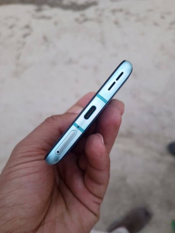 OnePlus 8T 6