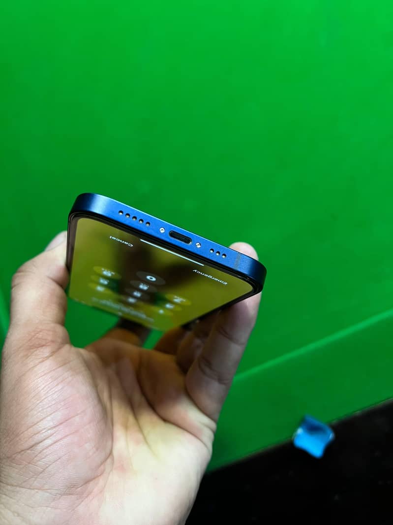 IPHONE 12 OFFICAL PTA 3