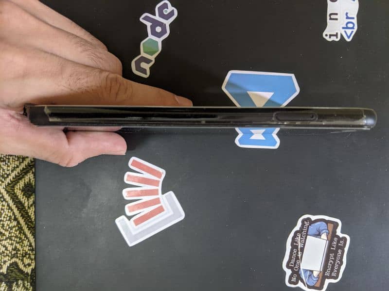 Pixel 4 - 6/128 3