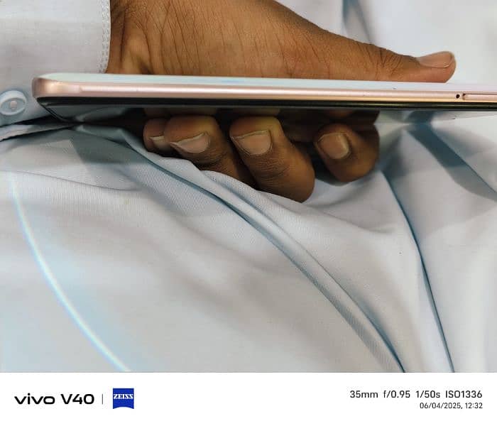 vivo complete box and all orignal phone 4