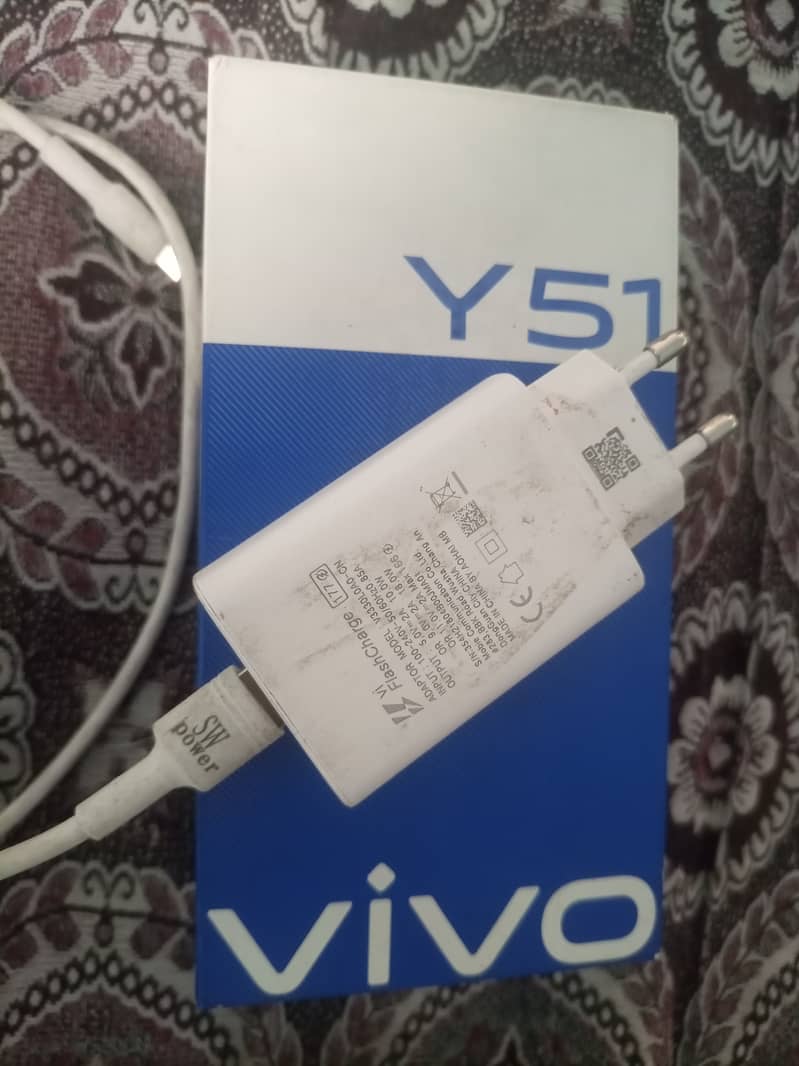 vivo complete box and all orignal phone 5