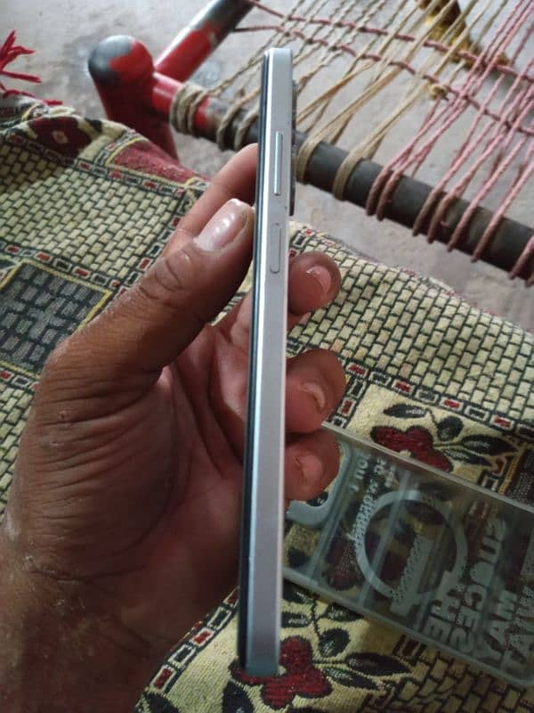 Infinix hot 30 play 4