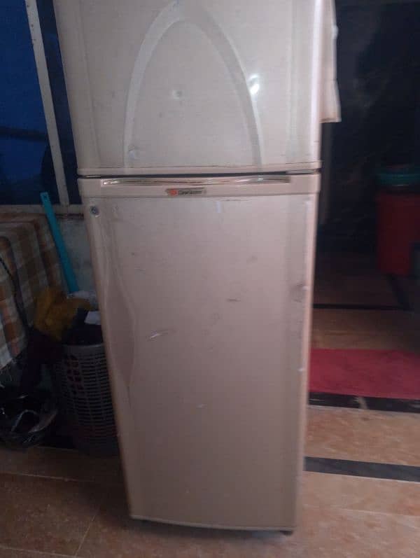 Dawlance refrigerator 0