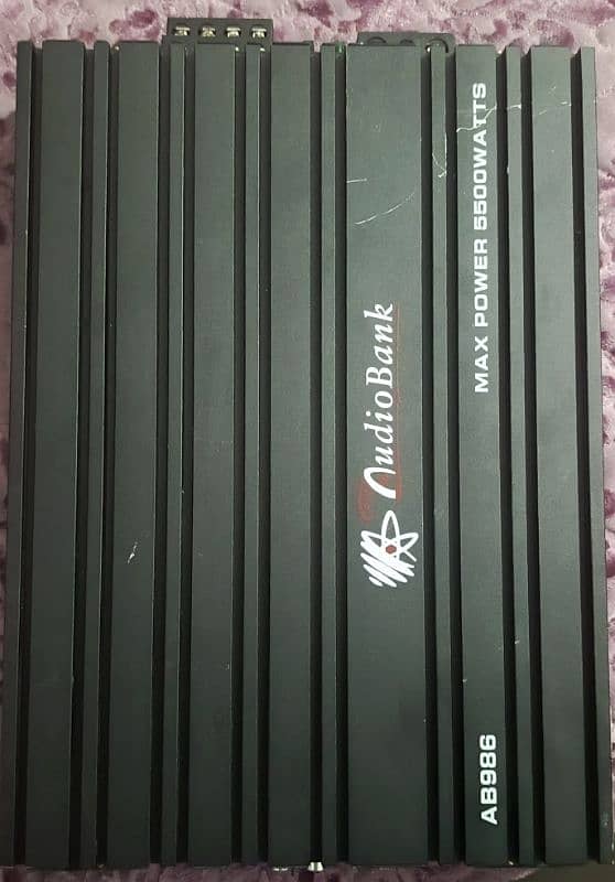Kenwood woofer and amplifier 1