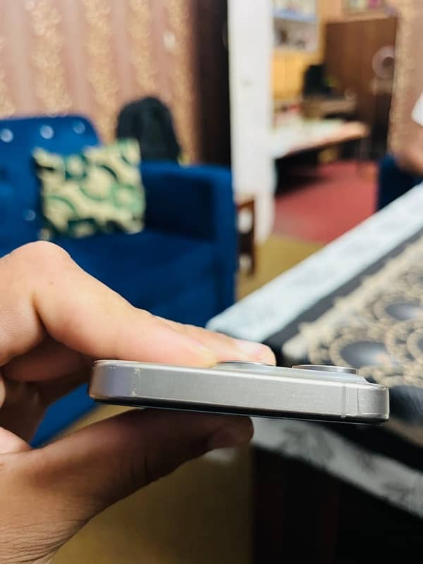 iphone 15 pro (jv) 0