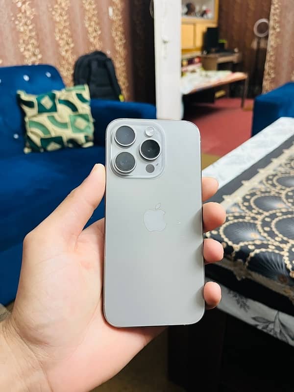 iphone 15 pro (jv) 4