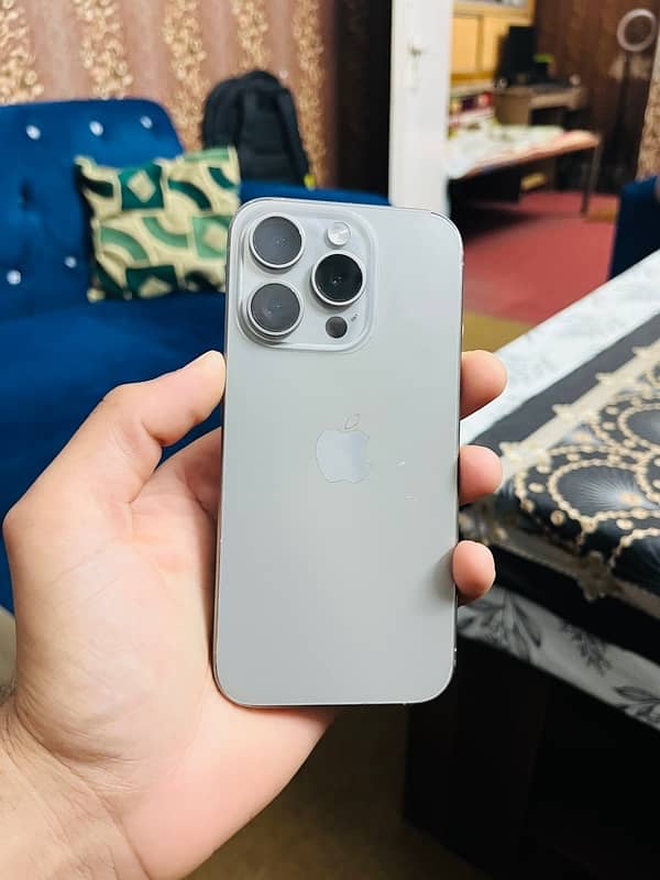 iphone 15 pro (jv) 6