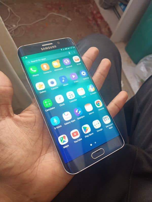 Samsung Galaxy S6 edge plus 3