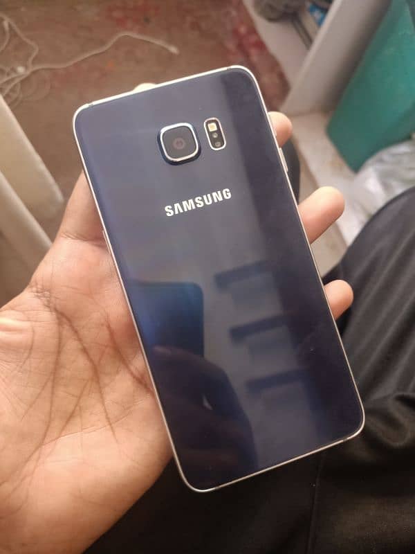 Samsung Galaxy S6 edge plus 5