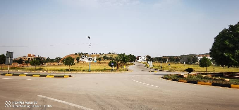 Commercial Plot For Sale 6