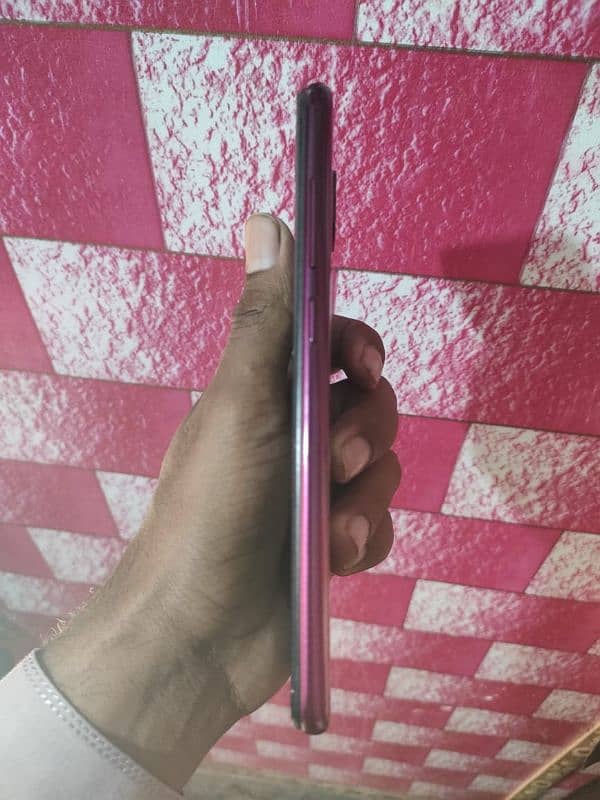 REDMI NOTE 9  ALL OKcondition 10/9 ram memory 4/128 3