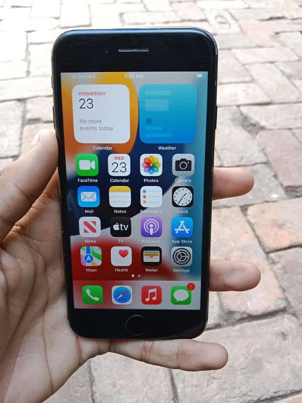 iPhone 7 condition battery change  finger is not working 128 GB 2
