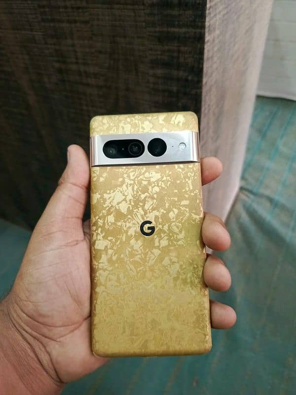 Google pixel 7 pro urgent sell 1