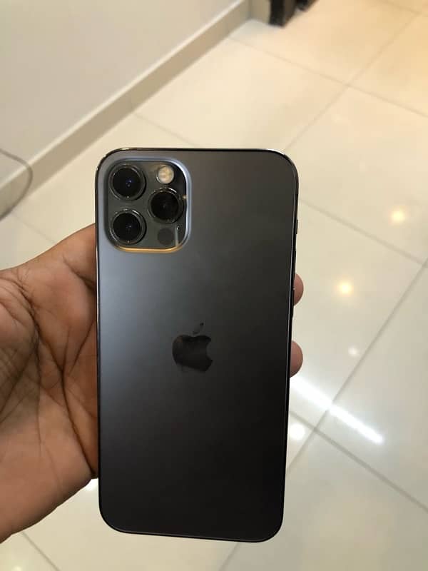 iphone 12 pro icloud lock 0
