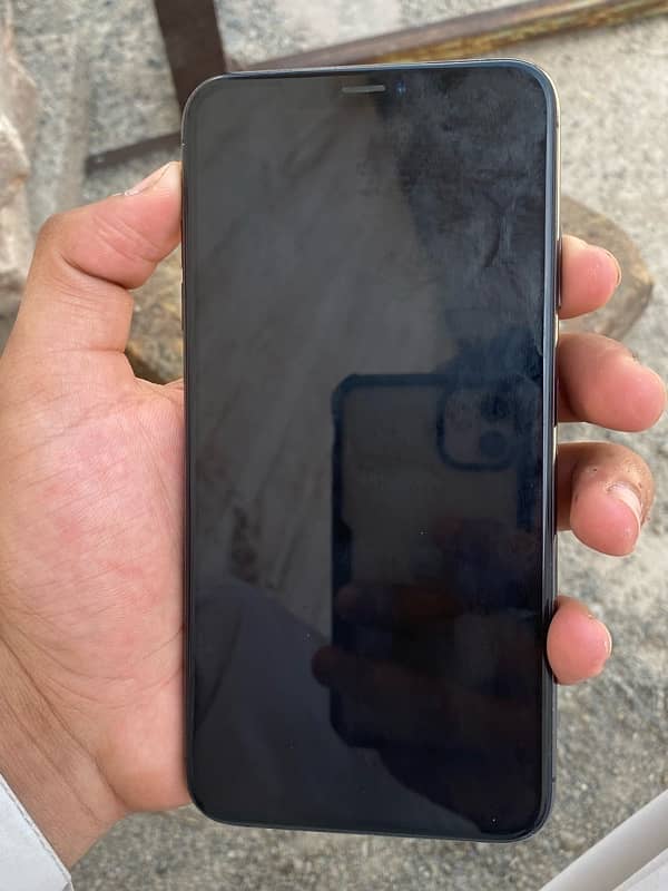 iphone xs max 1