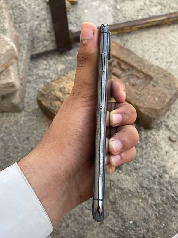 iphone xs max 3