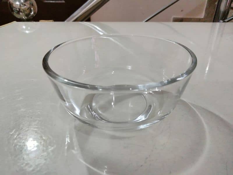 Electric kettle, citrus machine, steel degchi and glassware 14