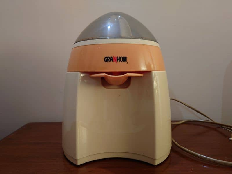 Electric kettle, citrus machine, steel degchi and glassware 3