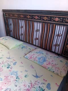 BED with metress