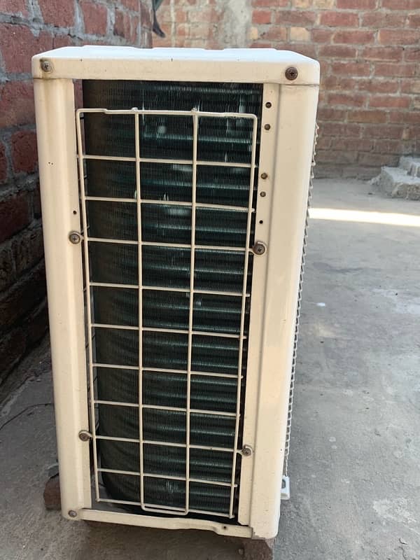 Dawlance Non Inverter AC for Sale 5