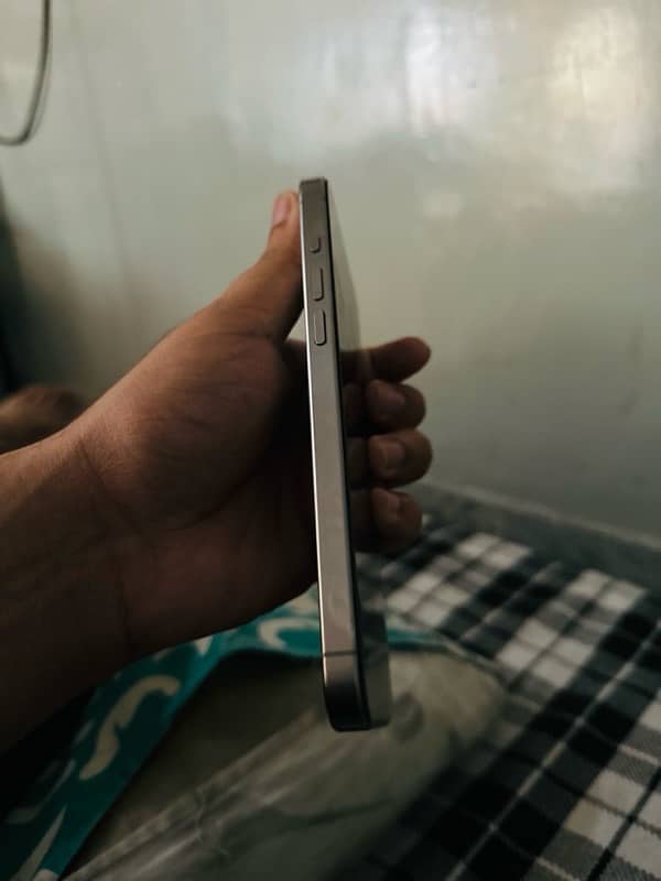 iPhone 15 pro max 256GB jv 5