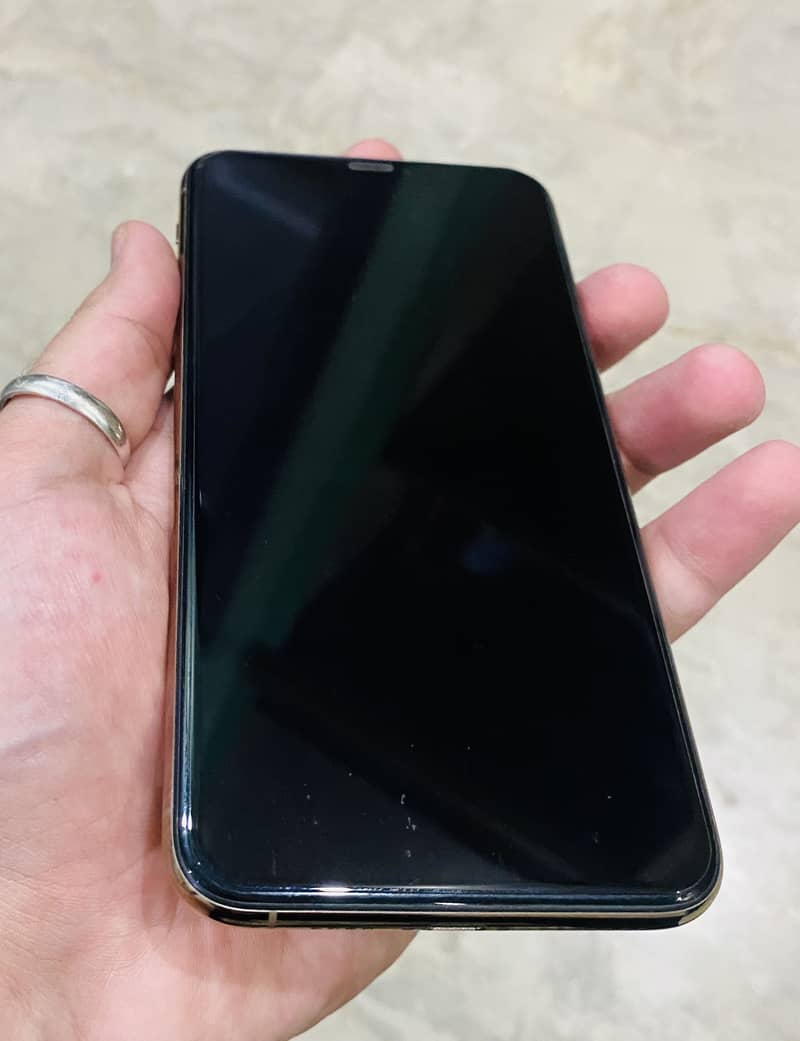11 Pro Max 256Gb nonpta 8