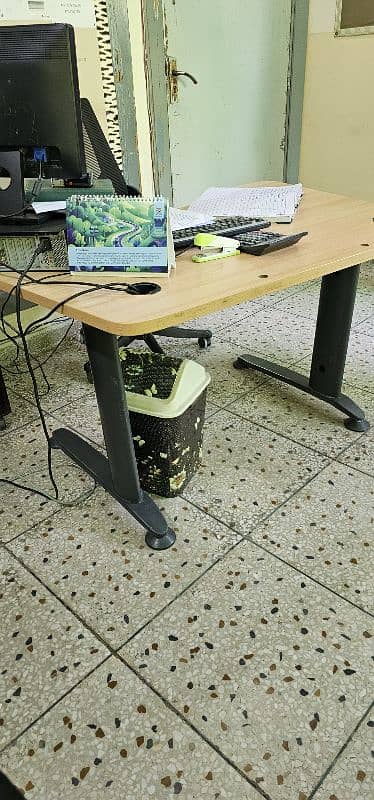 Office Tables for sale best price 0