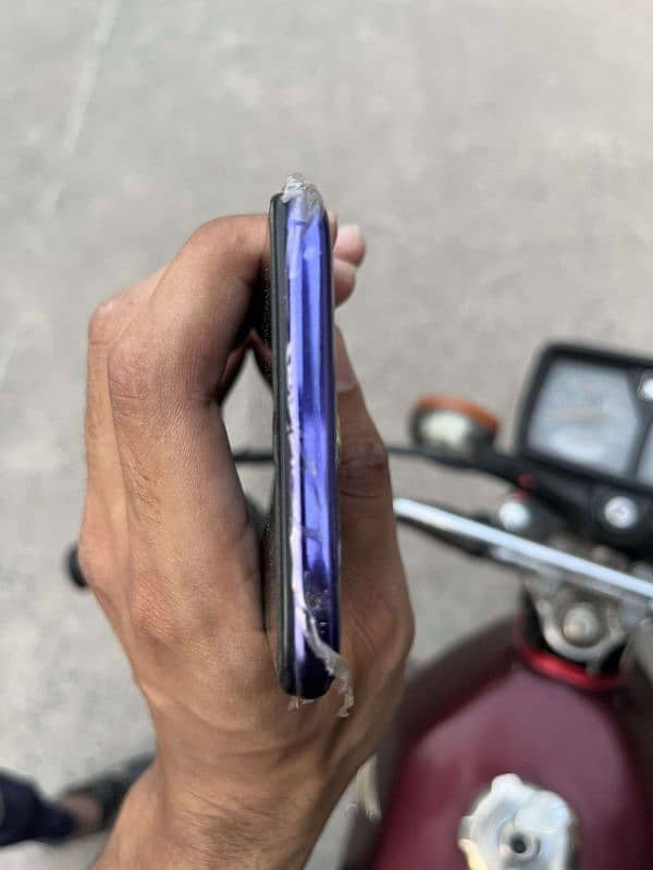 Oppo f11 14