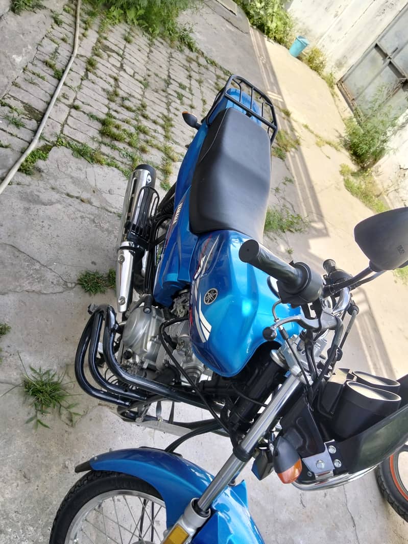 Yamaha YB 125Z 2022 3