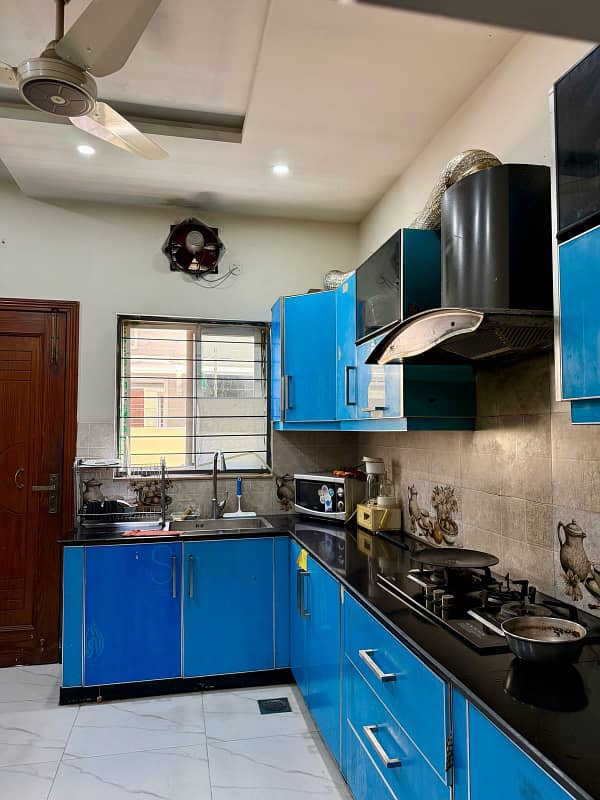 10 MARLA LOWER PORTION AVAILABLE FOR RENT IN DHA RAHBER 11 SECTOR 1 1