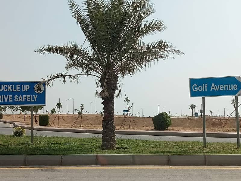 Precicnt-20 GOLF Plots Available at Investor Rates. Most futuristic and credible investment 26