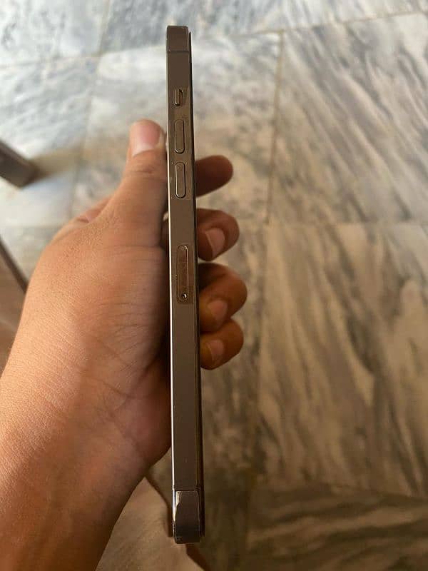 I phone 12 pro max factory unlock 3