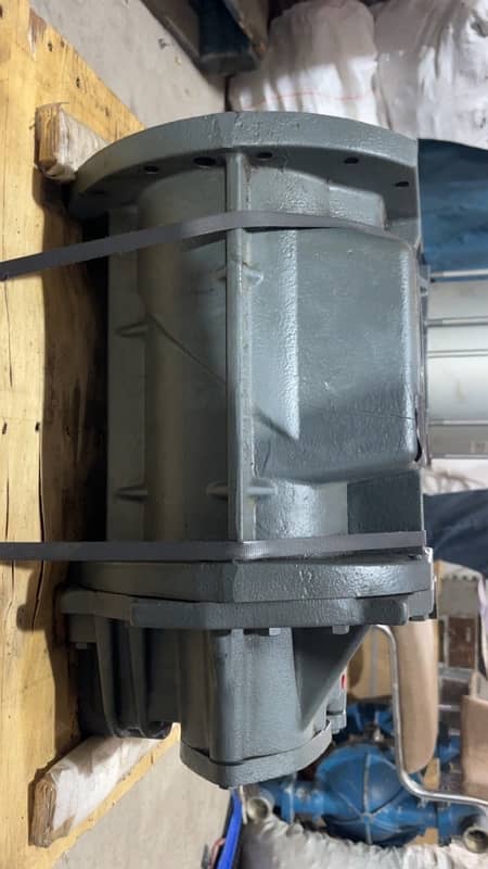 Atlas Copco elements, screw head and screw plus motor 6