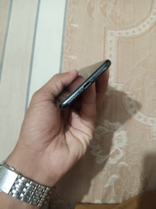 IPHONE 7 128 Gb Pta Approved 86 Battery Health 2