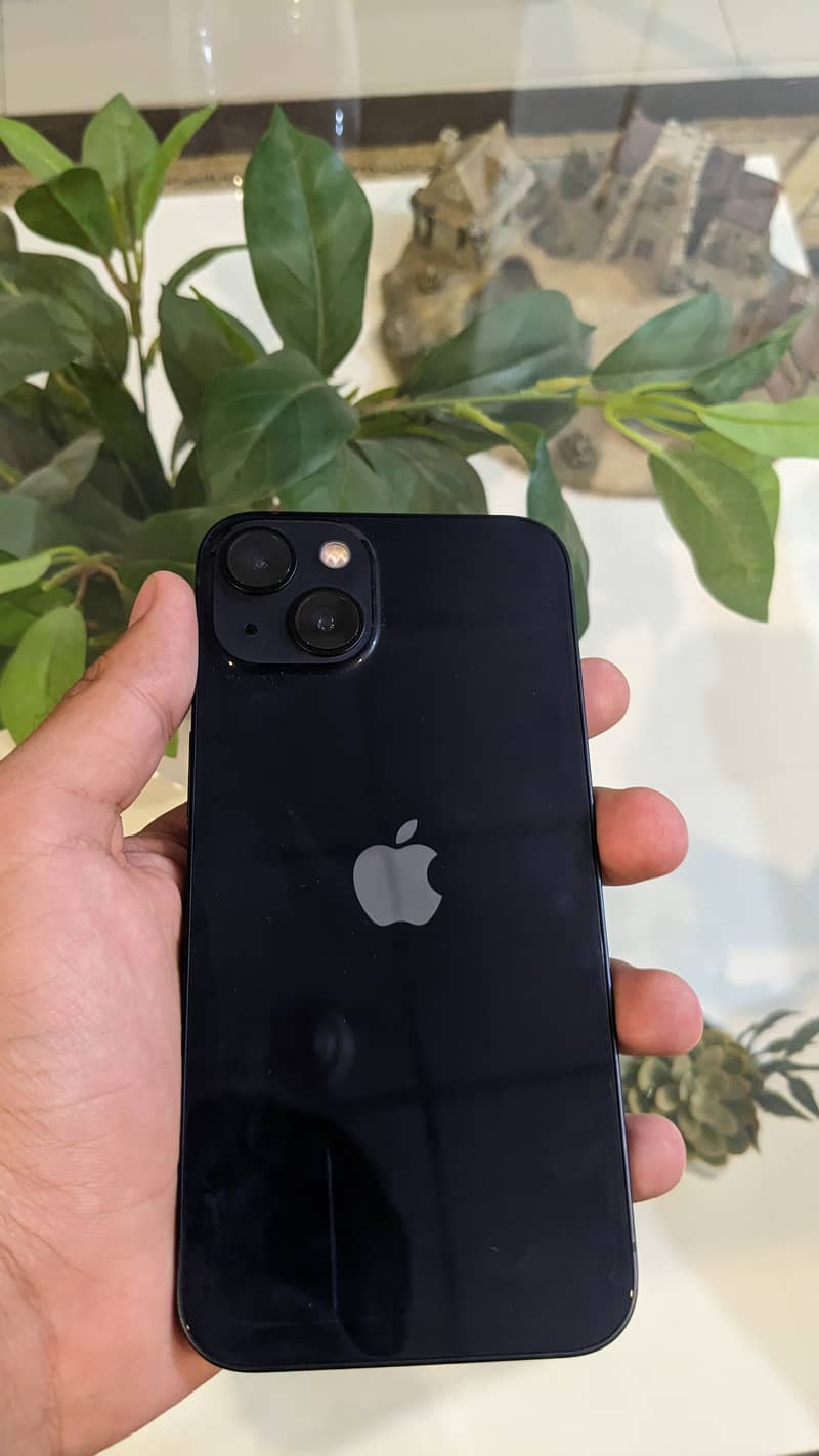 Iphone 13 100 battery health 10/10 condition 0