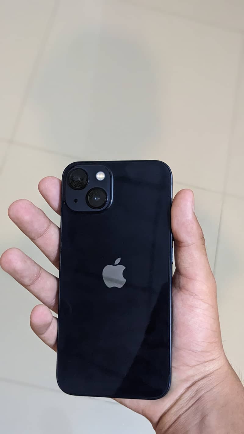 Iphone 13 100 battery health 10/10 condition 1