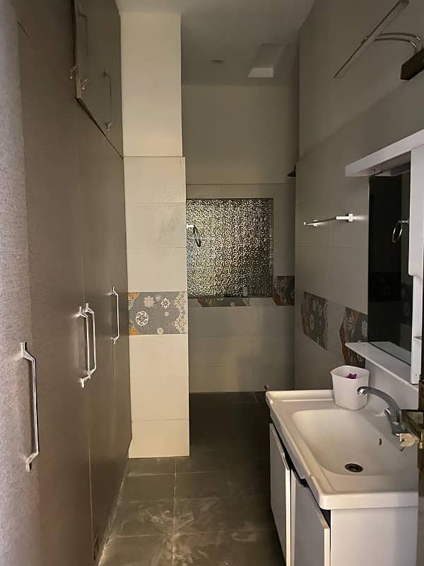 10 Marla Luxury House Is For Rent In Wapda Town Block G2. 9