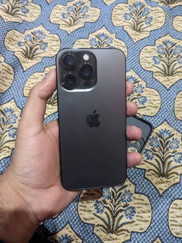 iPhone 13 Pro 128GB Non-PTA 4