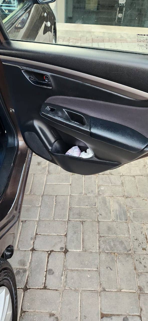Suzuki Ciaz Automatic 2018 Model 11